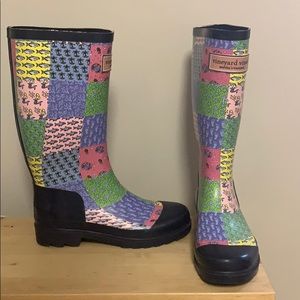 NEVER WORN Vineyard Vine size 8 rain boots